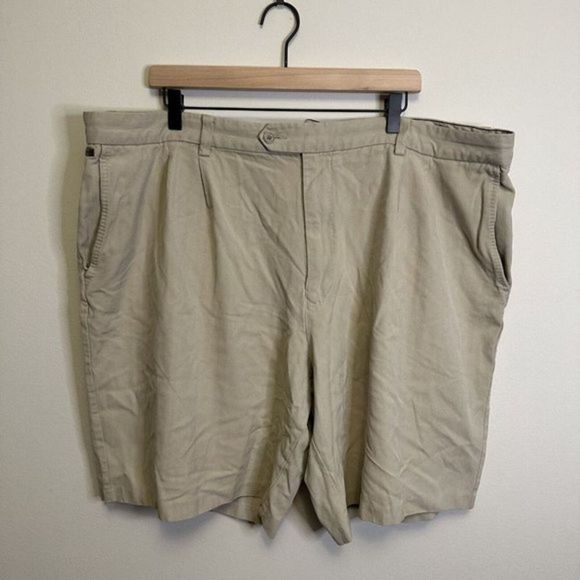 Mens‎ Tommy Bahama Silk Tan Khaki Beige Chino Shorts Size 44 EUC - Picture 1 of 3